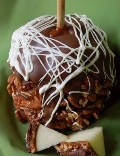Sink your teeth into this delectable chocolate drizzled pecan apple!